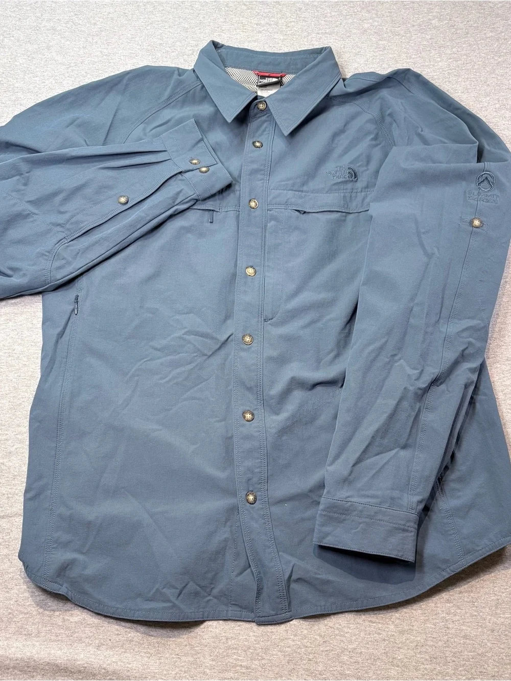 The North Face Mens M Blue Summit Series Button Up Long Sleeve Shirt Outdoors